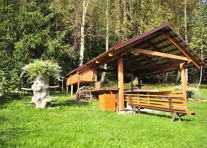 Na Skalicy Homestay *