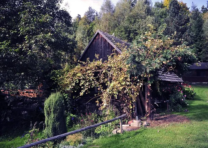 Na Skalicy Homestay *